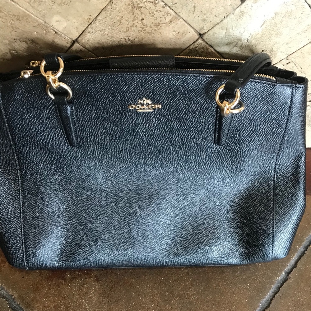 ***New Black Leather Coach Purse***